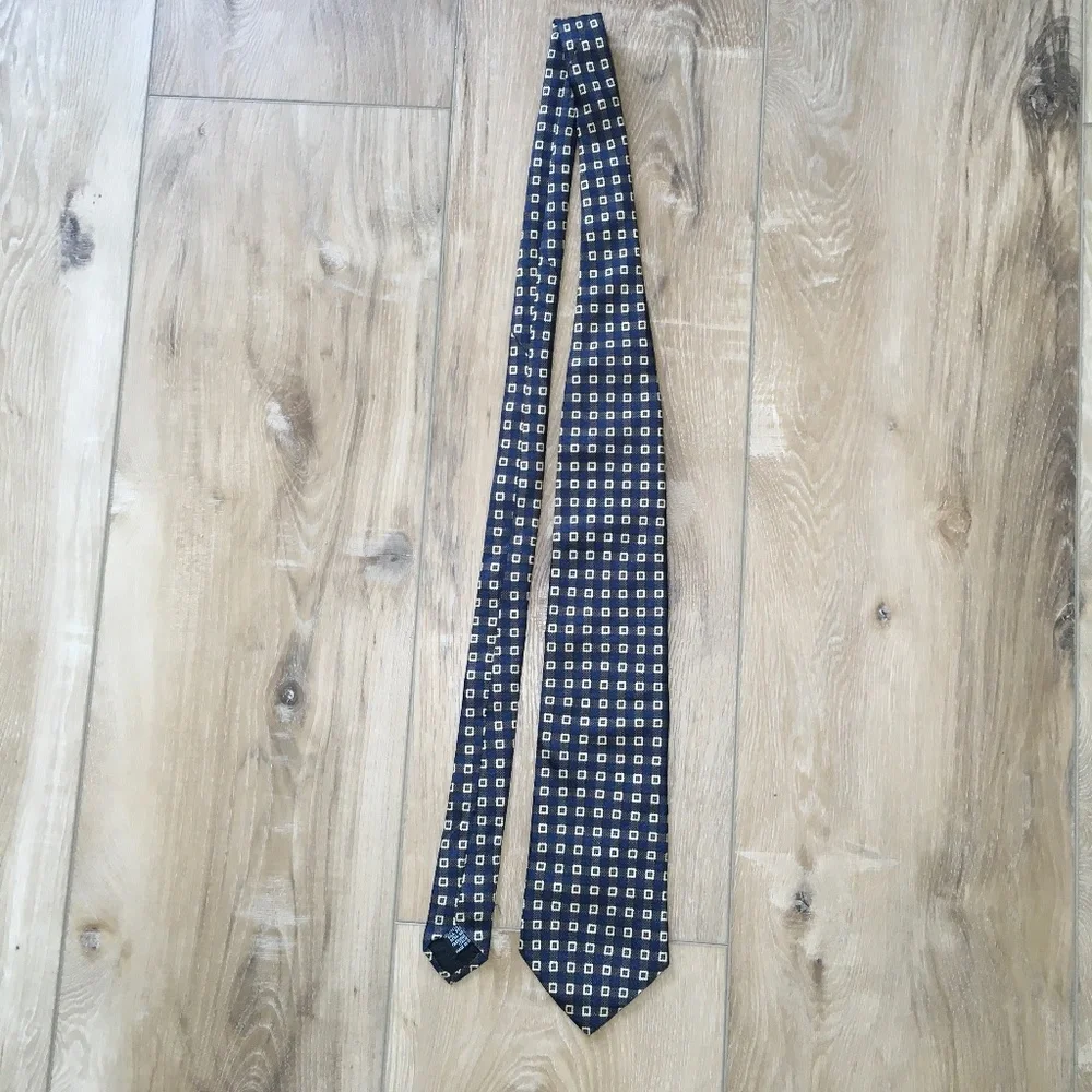 Hugo Boss tie - Picture 1 of 5